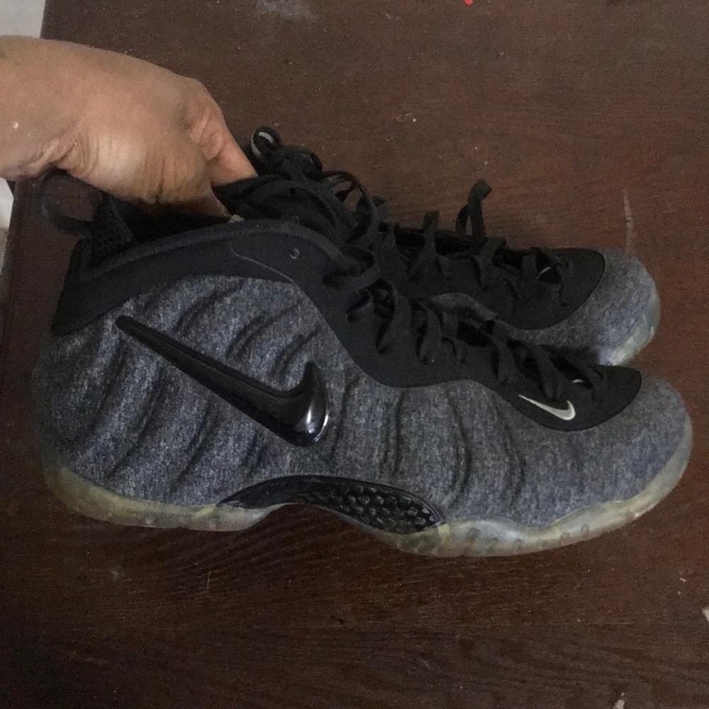Nike Foamposite Pro Tech Fleece
